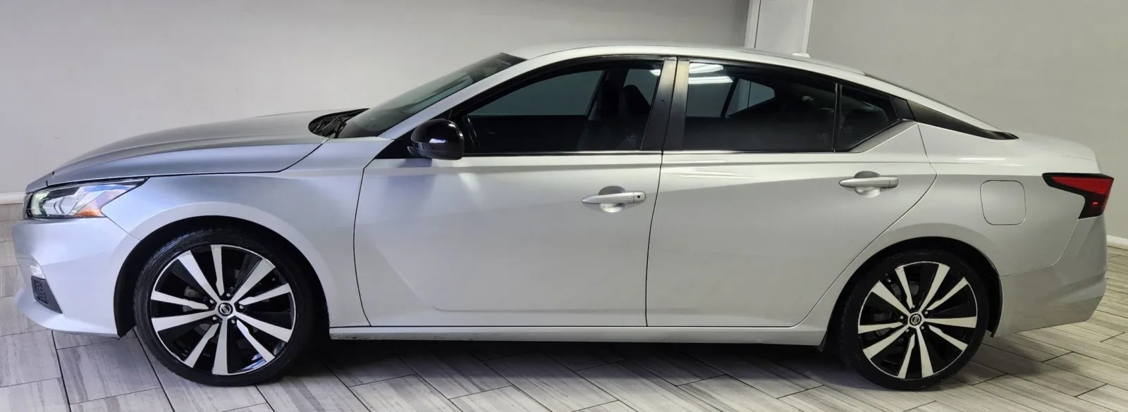 Photos of 2020 Nissan Altima SR FWD for sale in Philadelphia, PA at Torresdale Ave