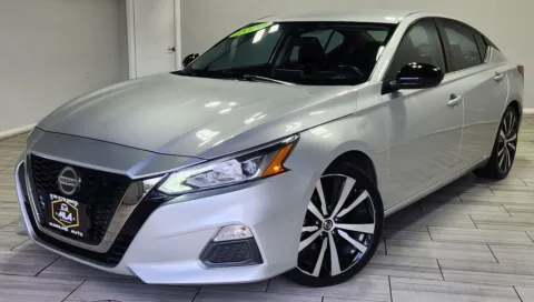 Silver 2020 Nissan Altima SR FWD for sale in Philadelphia, PA
