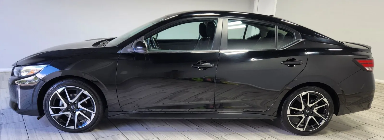 Photos of 2025 Nissan Sentra SR for sale in Philadelphia, PA at Torresdale Ave