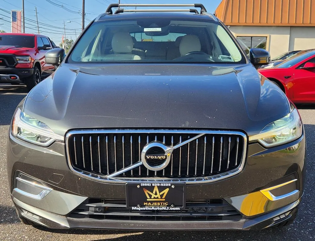 Volvo XC60 photo 8