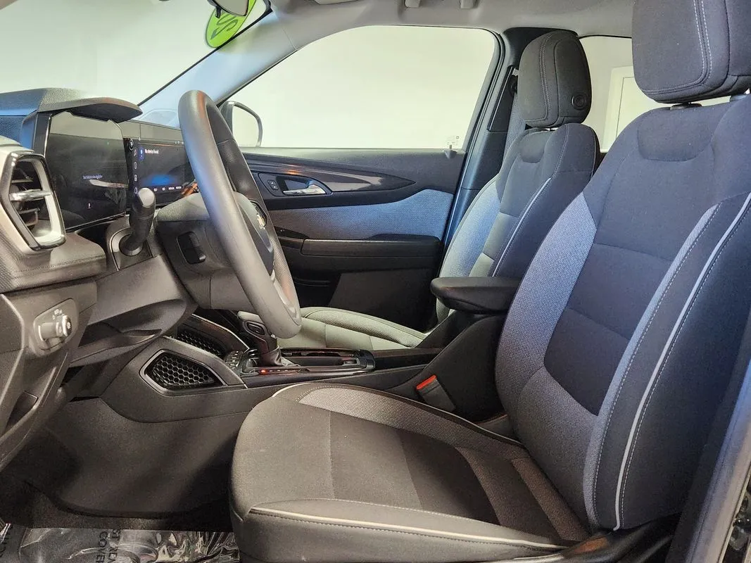 Chevrolet Trailblazer photo 11