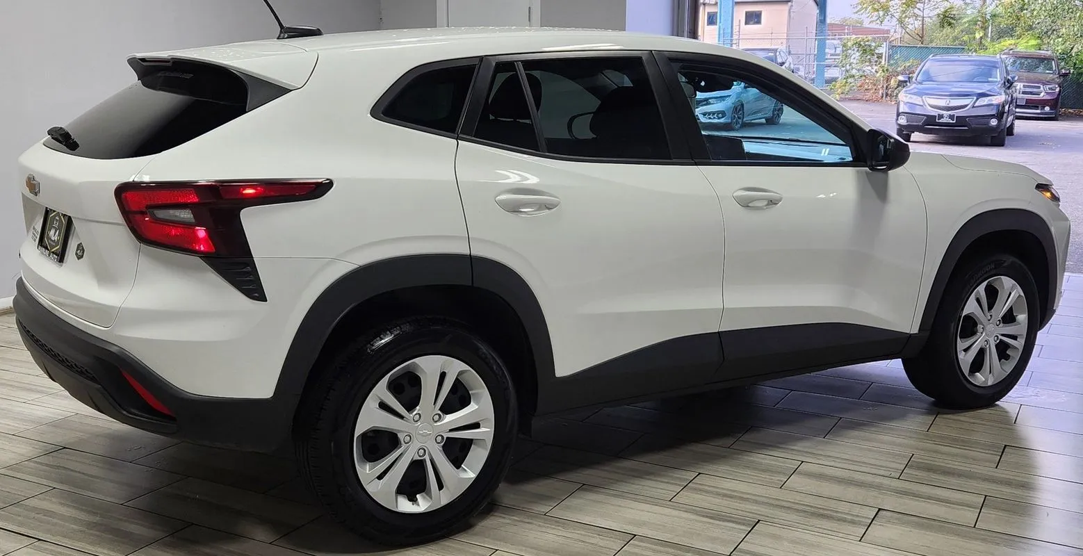 More photos of 2025 Chevrolet Trax FWD LS at Torresdale Ave, PA