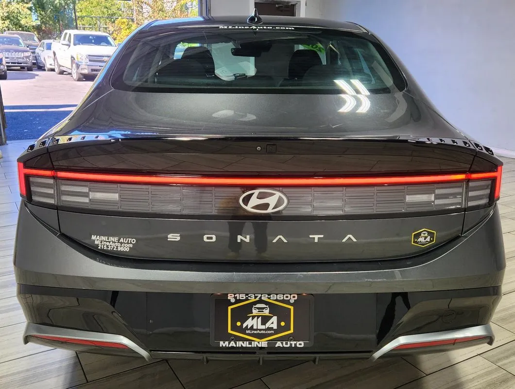 More photos of 2025 Hyundai Sonata SEL at Torresdale Ave, PA