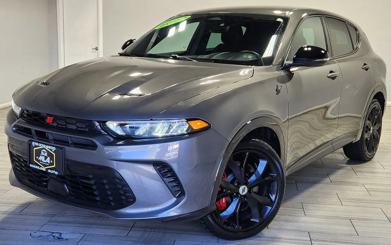 Gray 2024 Dodge Hornet R/T EAWD for sale in Philadelphia, PA