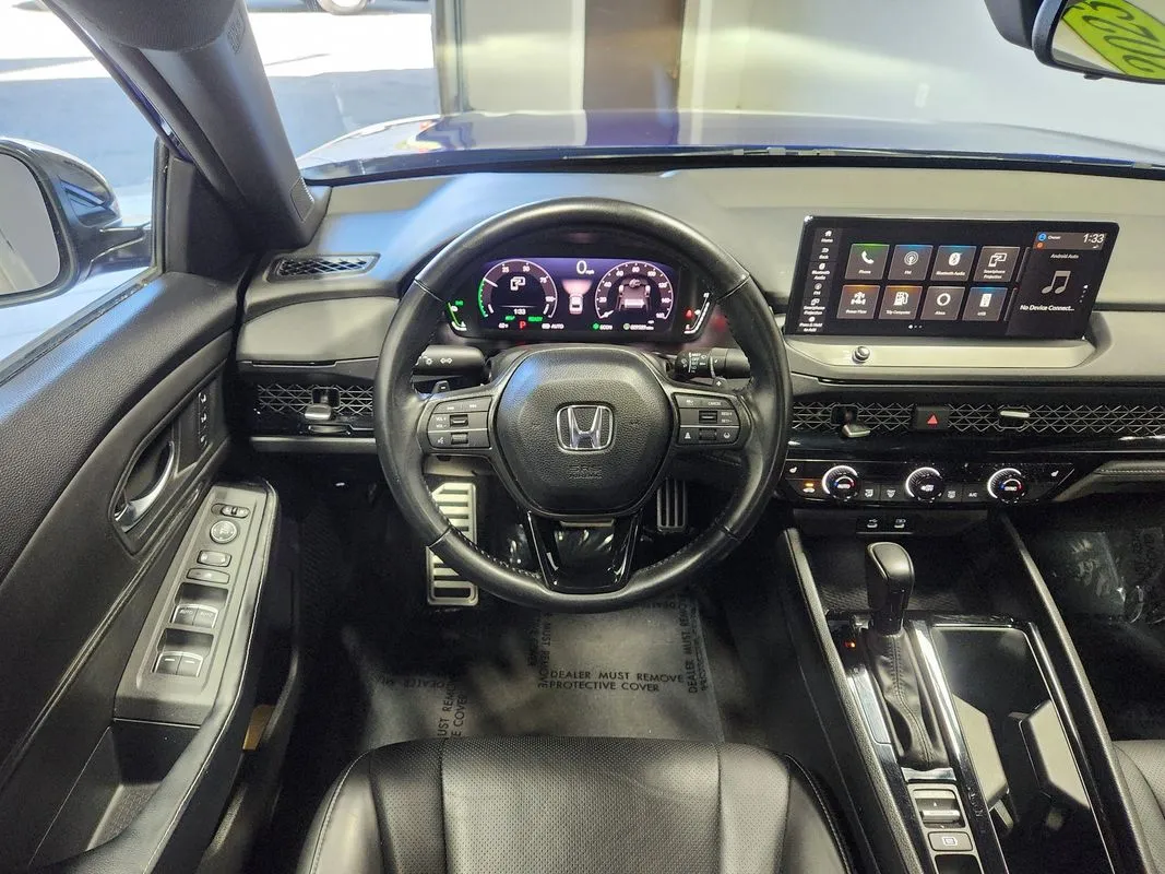 Honda Accord photo 17
