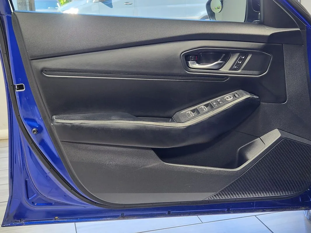 Honda Accord photo 10