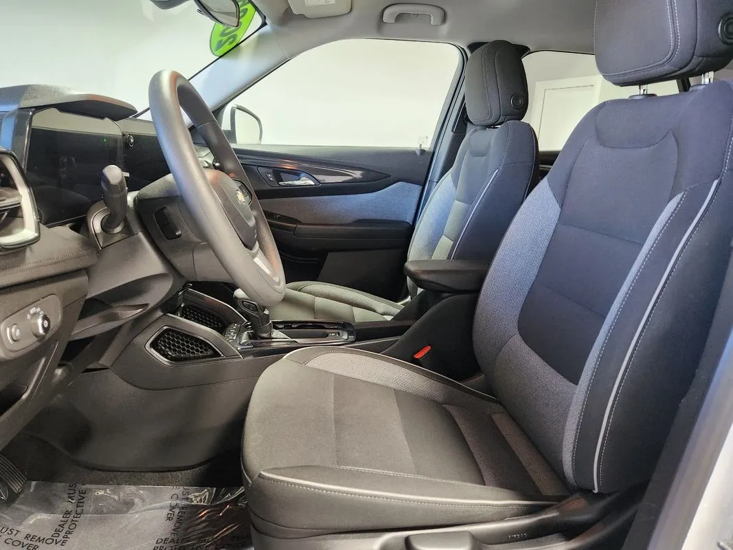 Chevrolet Trailblazer photo 10