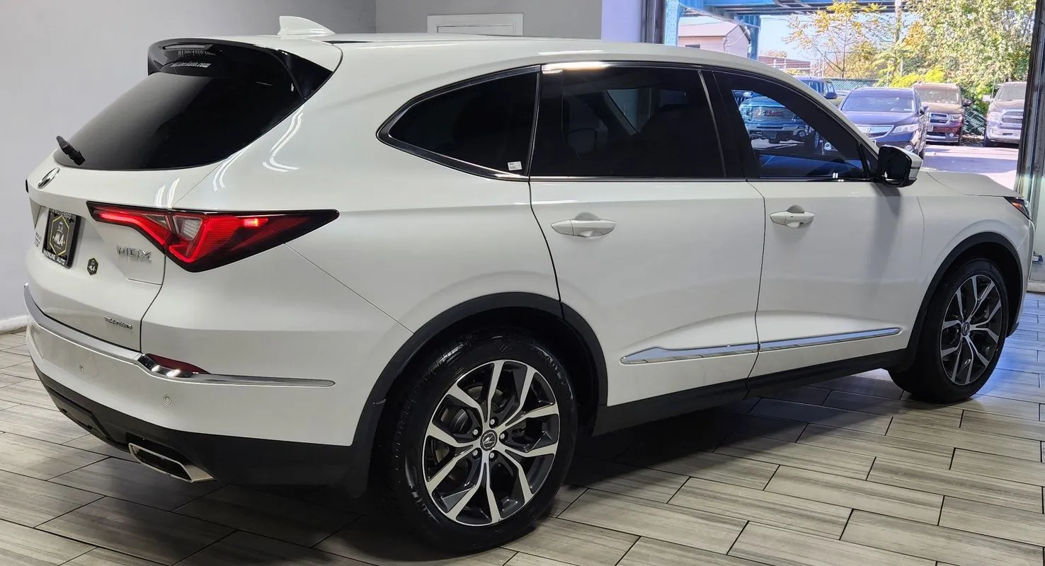 More photos of 2022 Acura MDX Technology Package at Torresdale Ave, PA