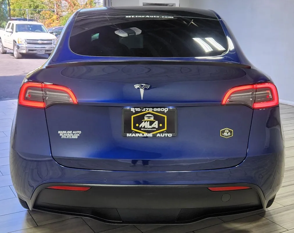 More photos of 2021 Tesla Model Y Long Range Dual Motor All-Wheel Drive at Torresdale Ave, PA