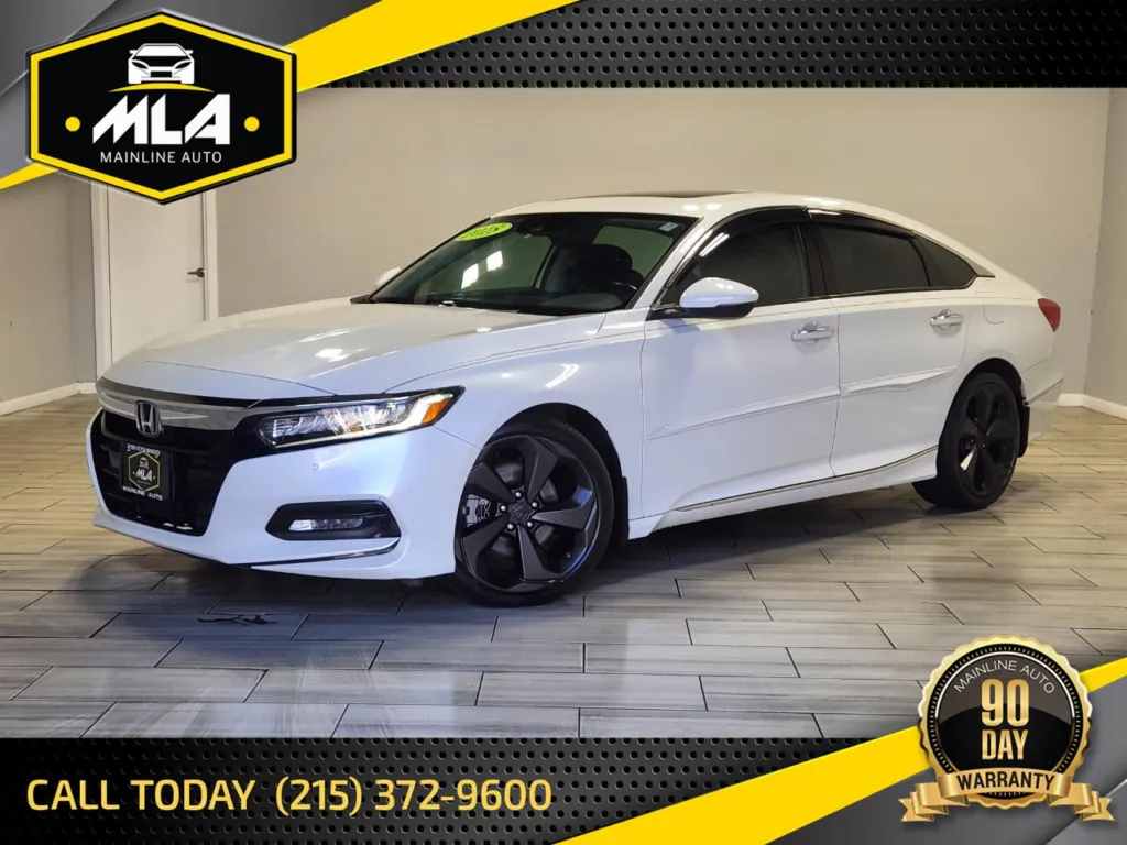あおあお Used 2018 Honda Accord Touring CVT for sale in Philadelphia, PA at