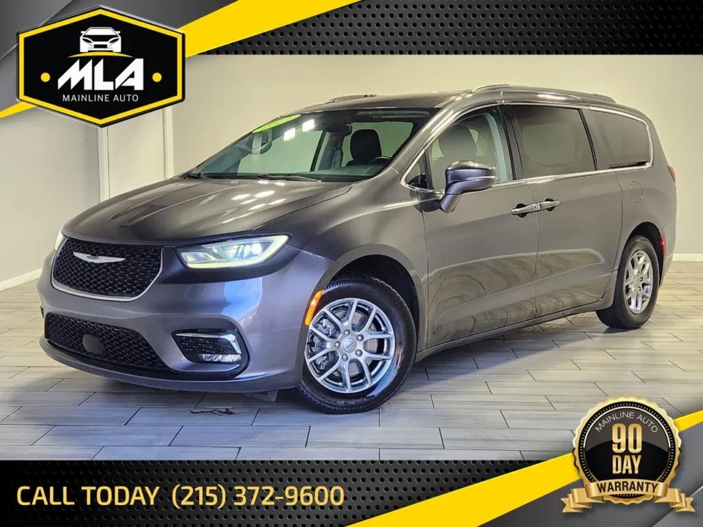 Used 2021 Chrysler Pacifica Touring Plus for sale in Philadelphia, PA ...