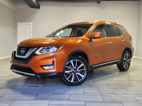 Used 2018 Nissan Rogue SL for sale in Philadelphia, PA at Mainline