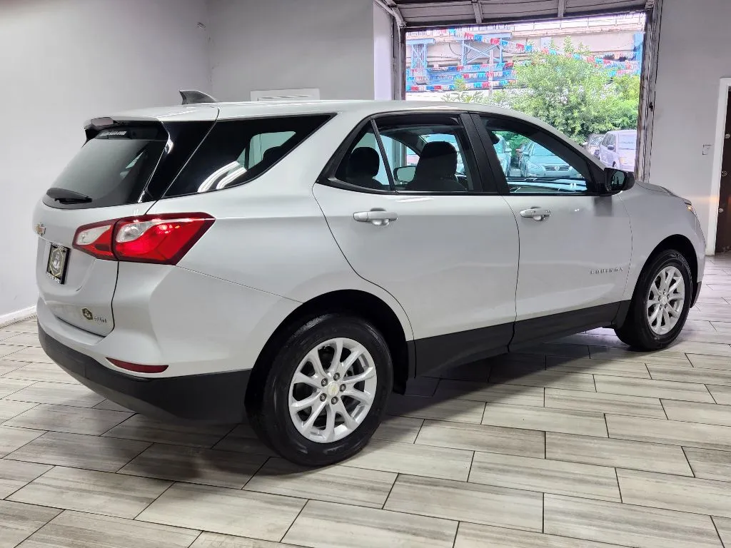 More photos of 2021 Chevrolet Equinox LS at Torresdale Ave, PA