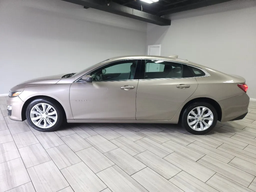 Photos of 2022 Chevrolet Malibu LT for sale in Philadelphia, PA at Torresdale Ave