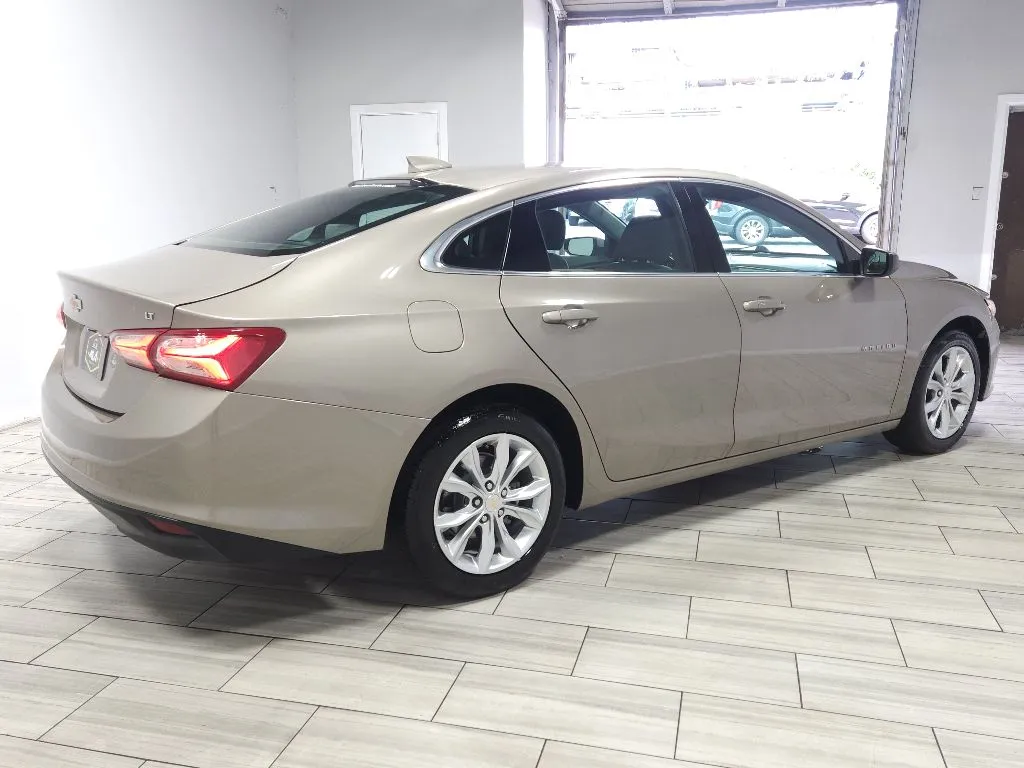More photos of 2022 Chevrolet Malibu LT at Torresdale Ave, PA
