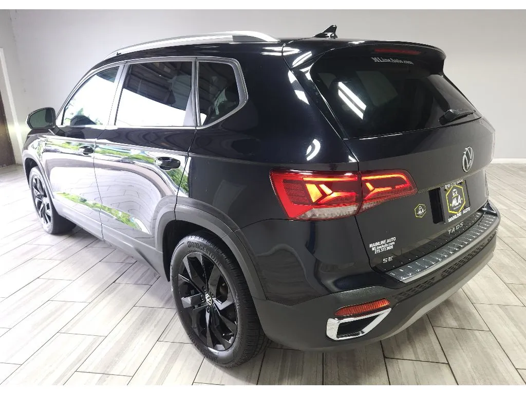 Another view of 2023 Volkswagen Taos SE for sale in Philadelphia, PA at Torresdale Ave