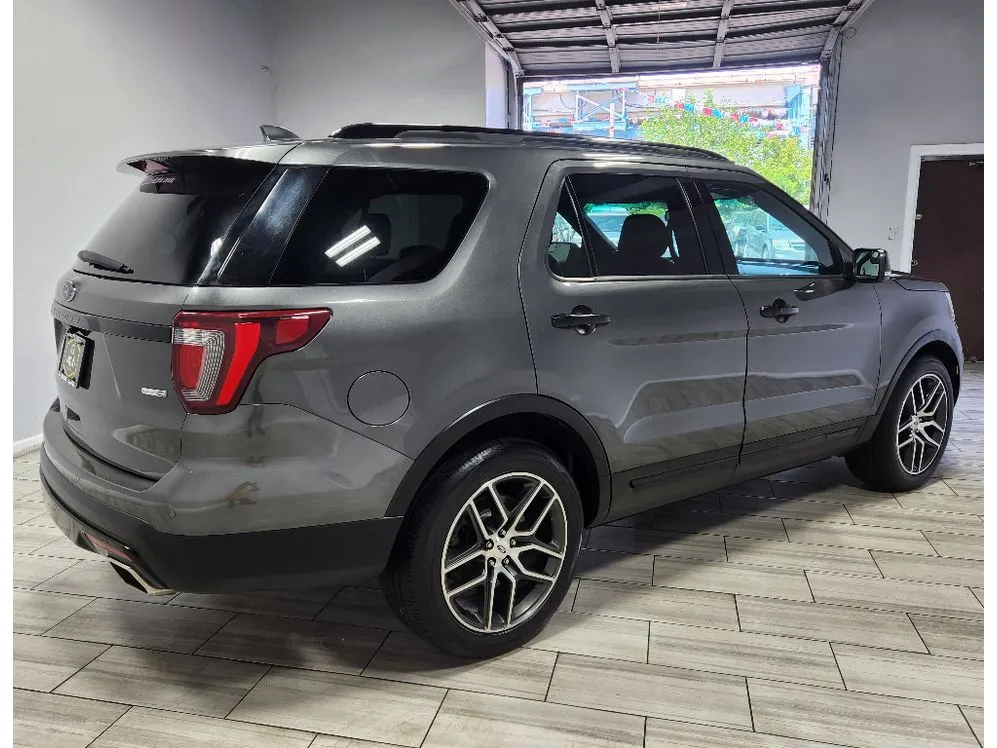 More photos of 2017 Ford Explorer Sport at Torresdale Ave, PA