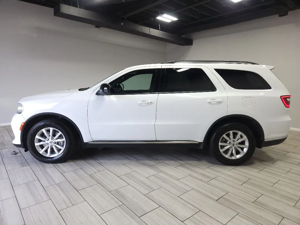 Photos of 2023 Dodge Durango SXT for sale in Philadelphia, PA at Torresdale Ave