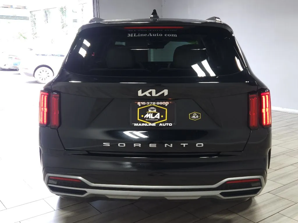 More photos of 2022 Kia Sorento SX at Torresdale Ave, PA