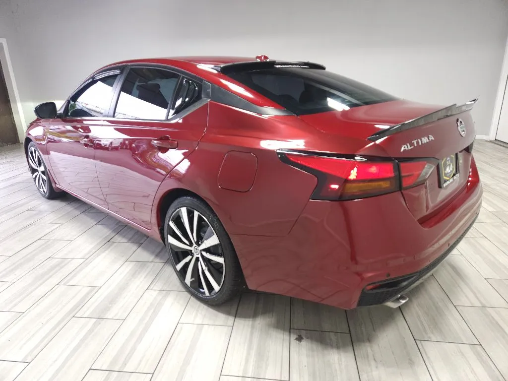Another view of 2021 Nissan Altima 2.5 SR for sale in Philadelphia, PA at Torresdale Ave