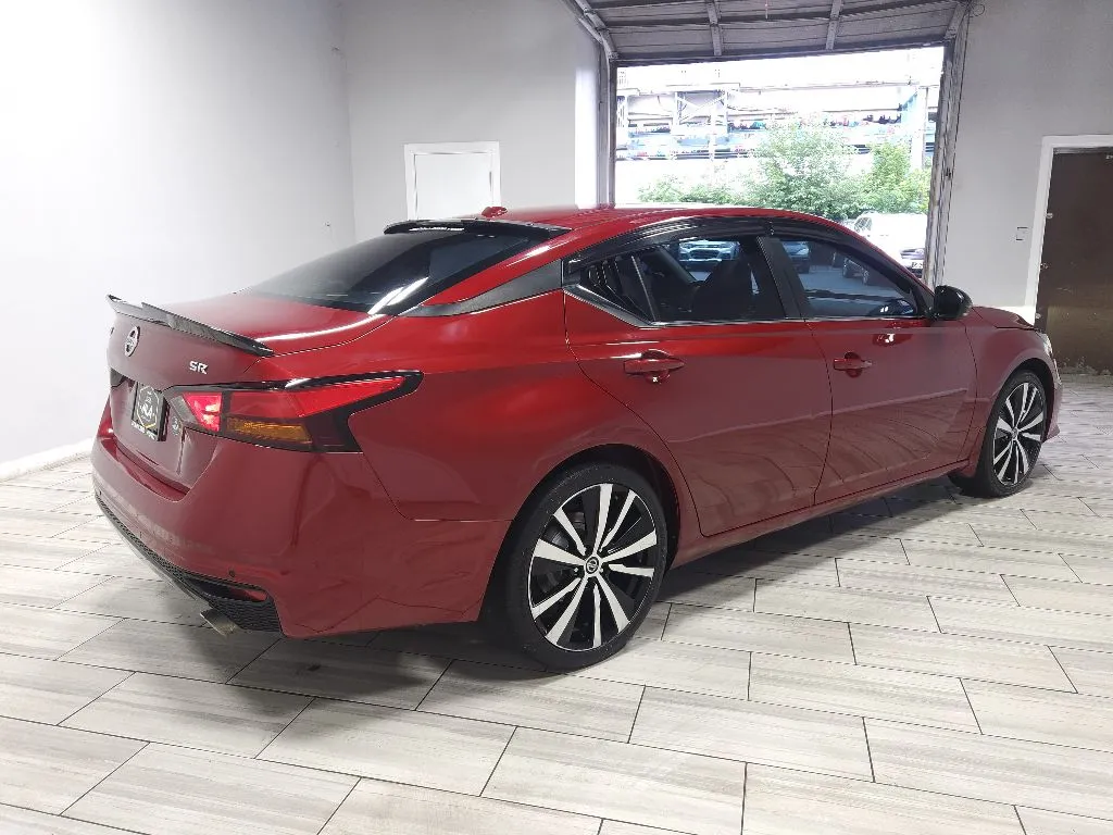 More photos of 2021 Nissan Altima 2.5 SR at Torresdale Ave, PA