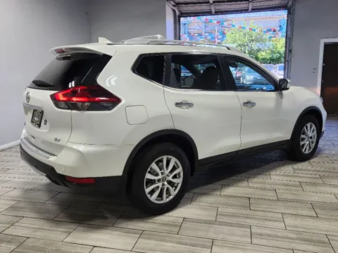 More photos of 2020 Nissan Rogue SV at Torresdale Ave, PA