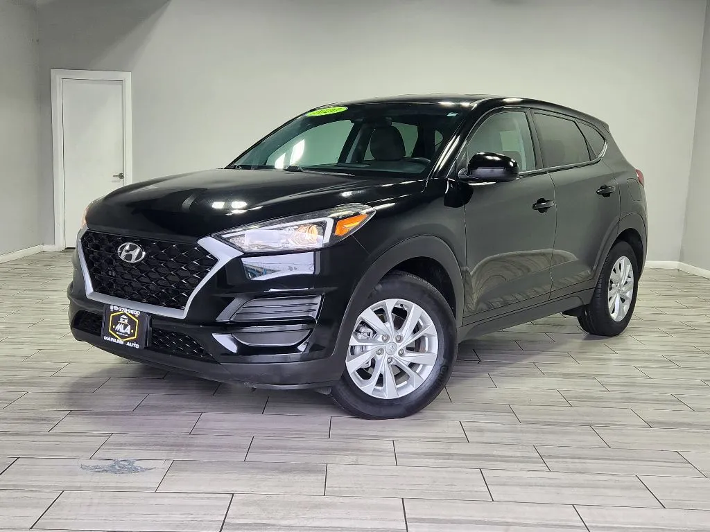 Black 2020 Hyundai Tucson SE for sale in Philadelphia, PA