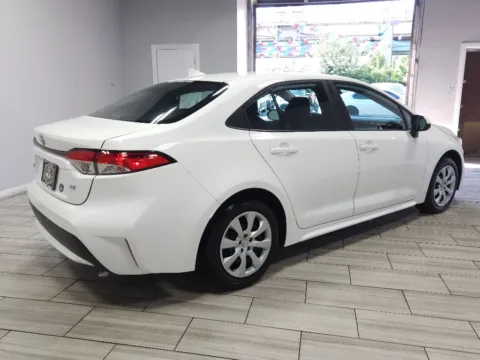 More photos of 2021 Toyota Corolla LE at Torresdale Ave, PA