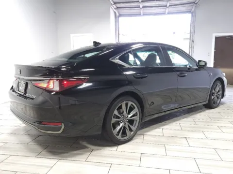 More photos of 2021 Lexus ES 250 F SPORT at Torresdale Ave, PA