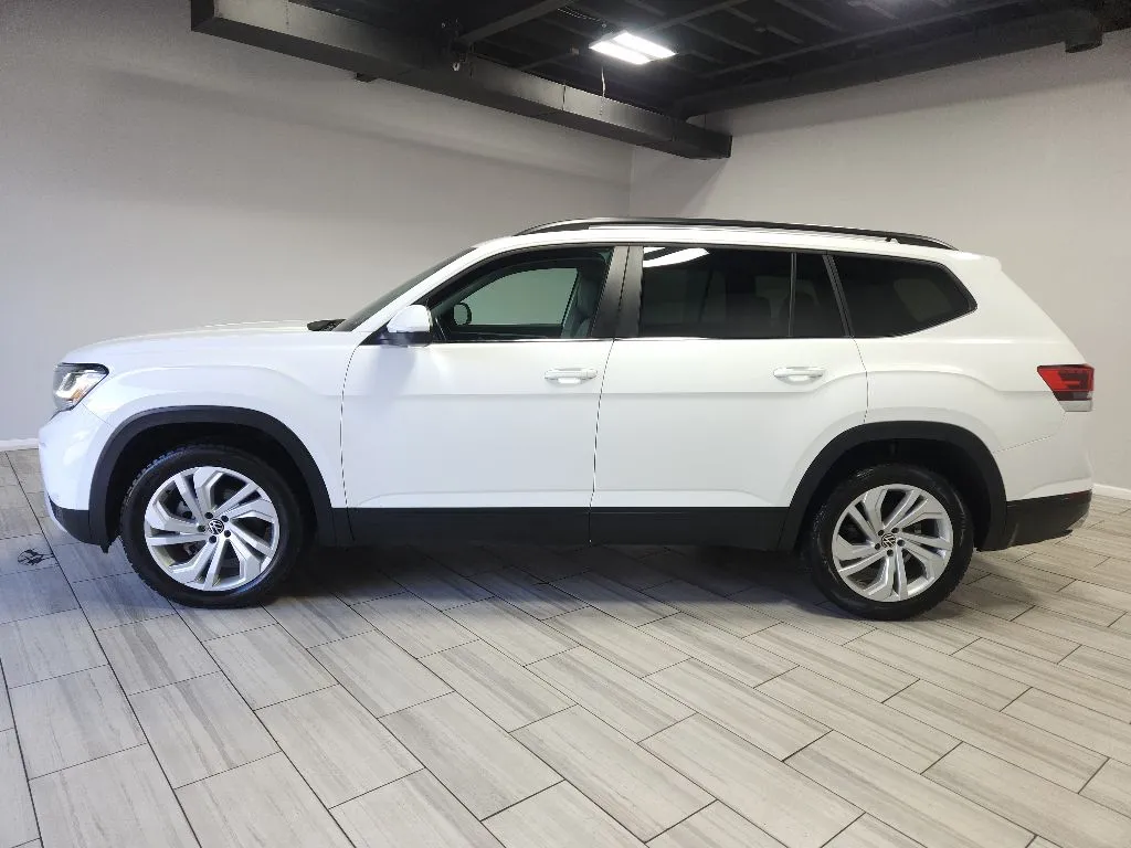 Photos of 2022 Volkswagen Atlas SE 4Motion for sale in Philadelphia, PA at Torresdale Ave