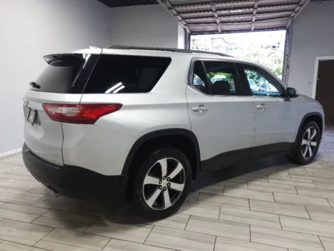 More photos of 2021 Chevrolet Traverse LT Leather at Torresdale Ave, PA