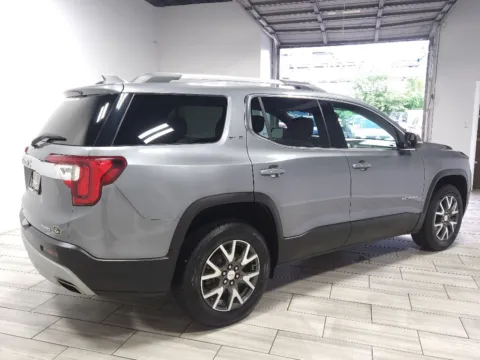 More photos of 2021 GMC Acadia SLE at Torresdale Ave, PA