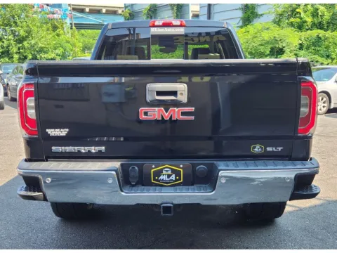 More photos of 2018 GMC Sierra SLT at Torresdale Ave, PA