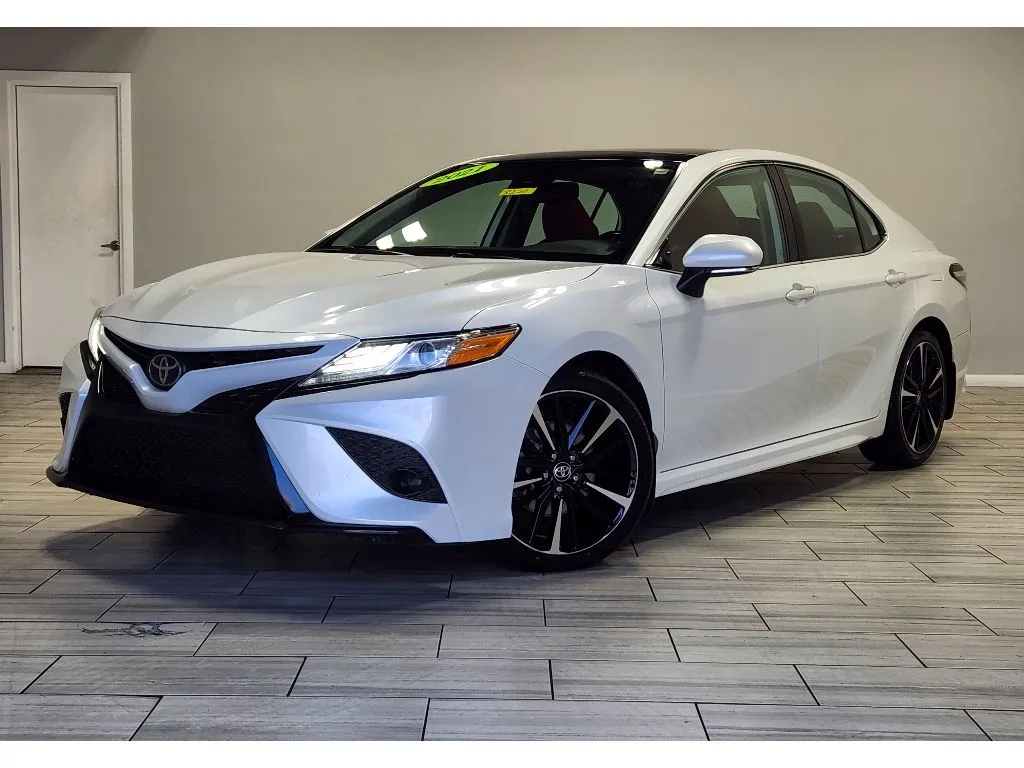 White 2020 Toyota Camry XSE for sale in Philadelphia, PA