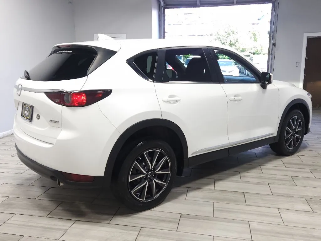 More photos of 2018 Mazda CX-5 Touring at Torresdale Ave, PA