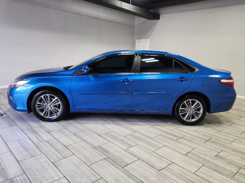 Photos of 2017 Toyota Camry SE for sale in Philadelphia, PA at Torresdale Ave