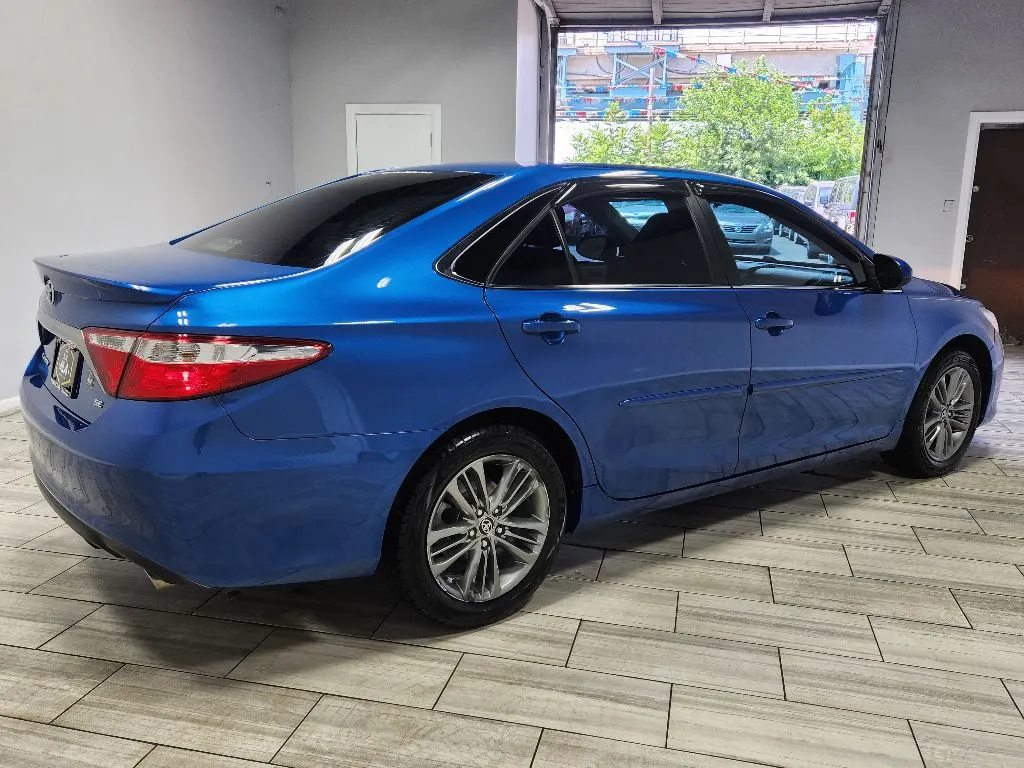 More photos of 2017 Toyota Camry SE at Torresdale Ave, PA
