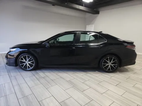 Photos of 2022 Toyota Camry SE for sale in Philadelphia, PA at Torresdale Ave