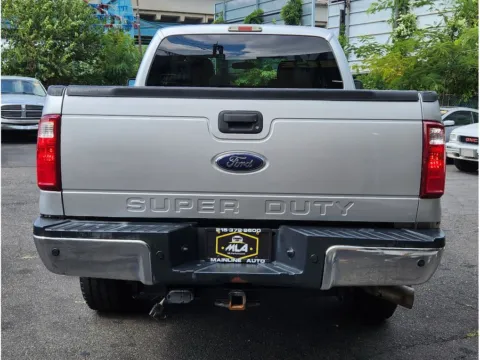 More photos of 2015 Ford F-350 XLT at Torresdale Ave, PA
