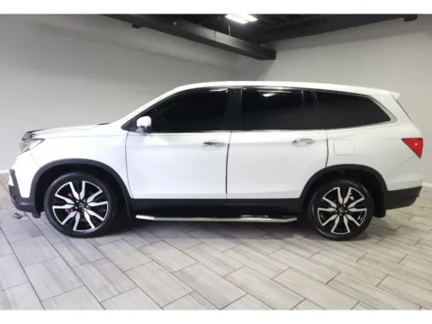 Photos of 2021 Honda Pilot EX-L for sale in Philadelphia, PA at Torresdale Ave