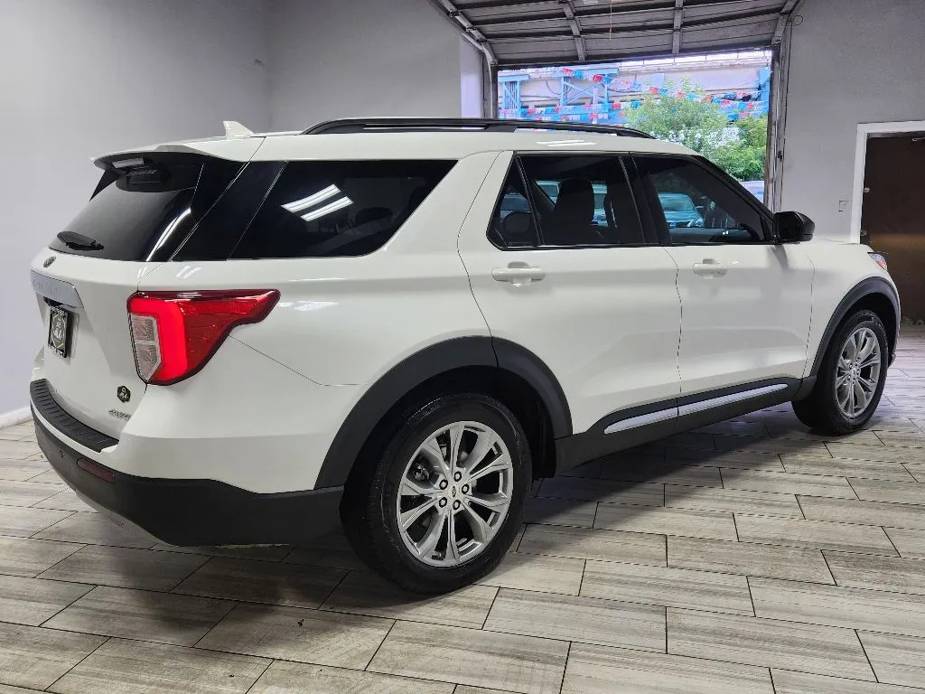 More photos of 2022 Ford Explorer XLT at Torresdale Ave, PA