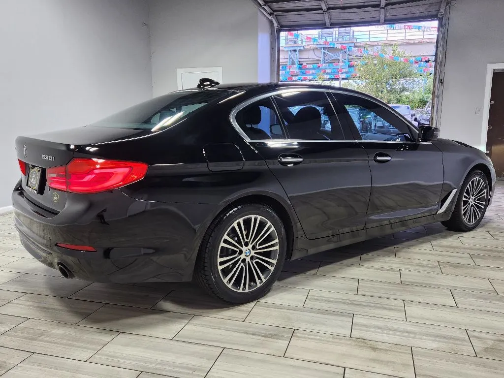 More photos of 2018 BMW 5 series 530i xDrive at Torresdale Ave, PA