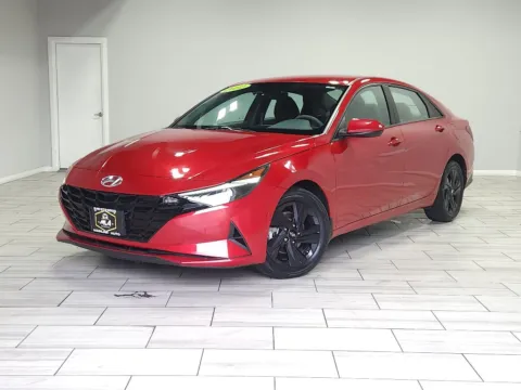 Red 2022 Hyundai Elantra SEL for sale in Philadelphia, PA