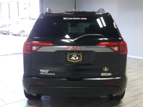 More photos of 2017 GMC Acadia SLT at Torresdale Ave, PA