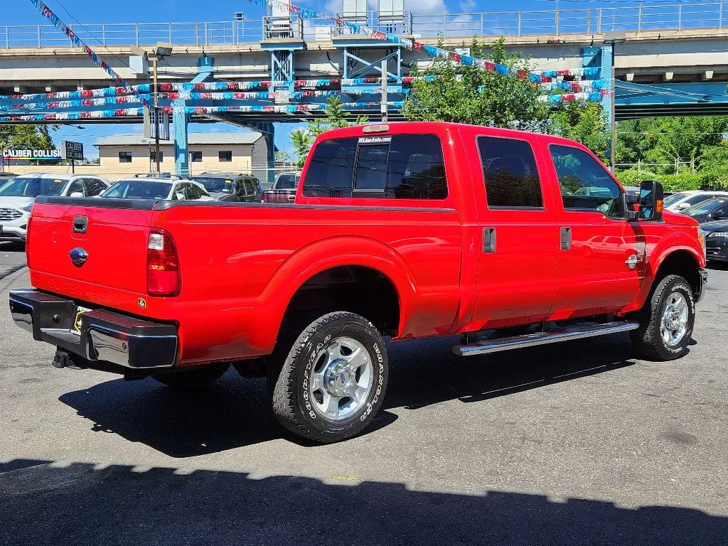 More photos of 2016 Ford F-350 XLT at Torresdale Ave, PA