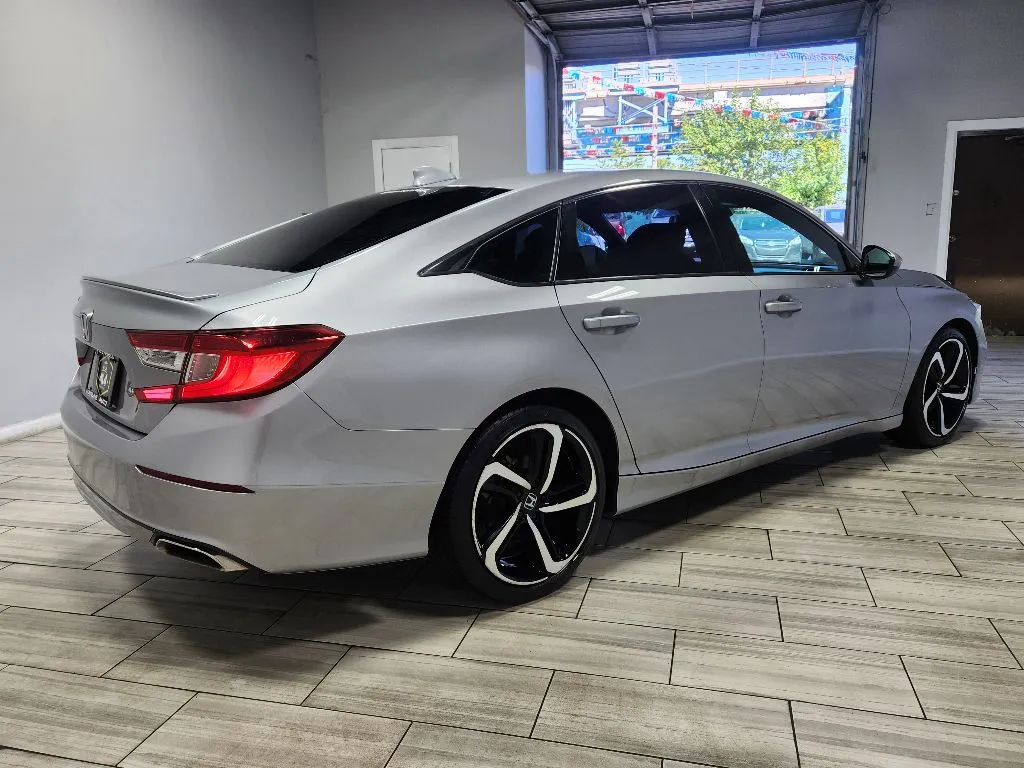 More photos of 2020 Honda Accord Sport at Torresdale Ave, PA