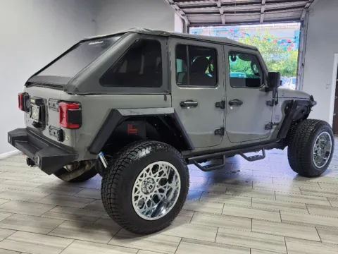 More photos of 2020 Jeep Wrangler Sport S at Torresdale Ave, PA