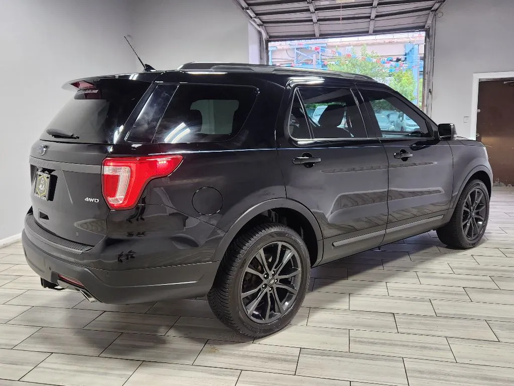 More photos of 2018 Ford Explorer XLT at Torresdale Ave, PA