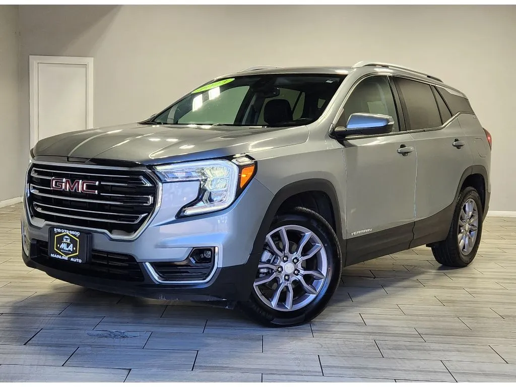 Gray 2023 GMC Terrain SLT for sale in Philadelphia, PA