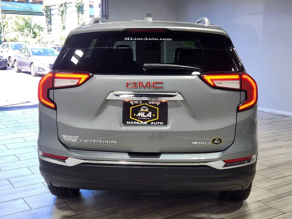 More photos of 2023 GMC Terrain SLT at Torresdale Ave, PA